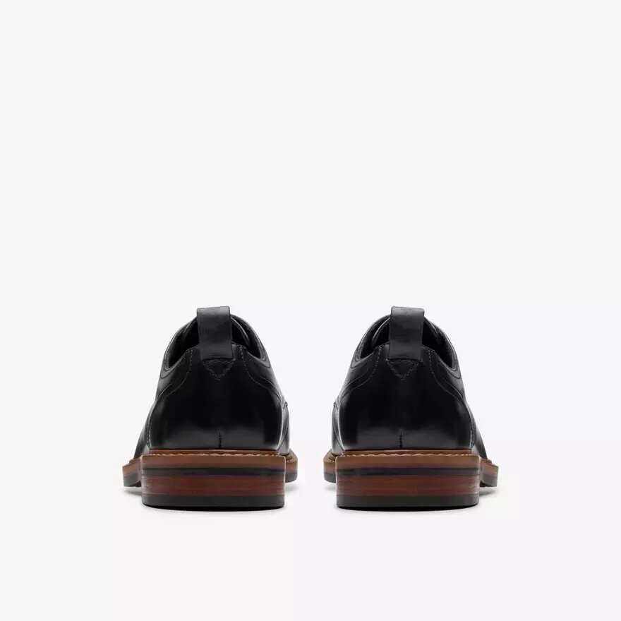 Aldwin Lace Herren-Oxford Schuhe aus schwarzem Leder Aldwin Lace Herren-Oxford Schuhe aus schwarzem Leder