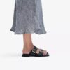 Ariany Bay – flache Sandalen aus schwarzem Leder für Damen Ariany Bay – flache Sandalen aus schwarzem Leder für Damen