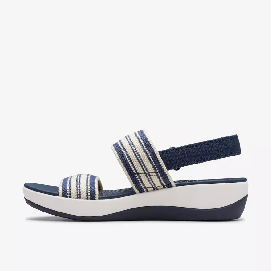 Arla Stroll Damen-Sandalen in Navy und Multicolor aus der Cloudsteppers™-Kollektion Arla Stroll Damen-Sandalen in Navy und Multicolor aus der Cloudsteppers™-Kollektion