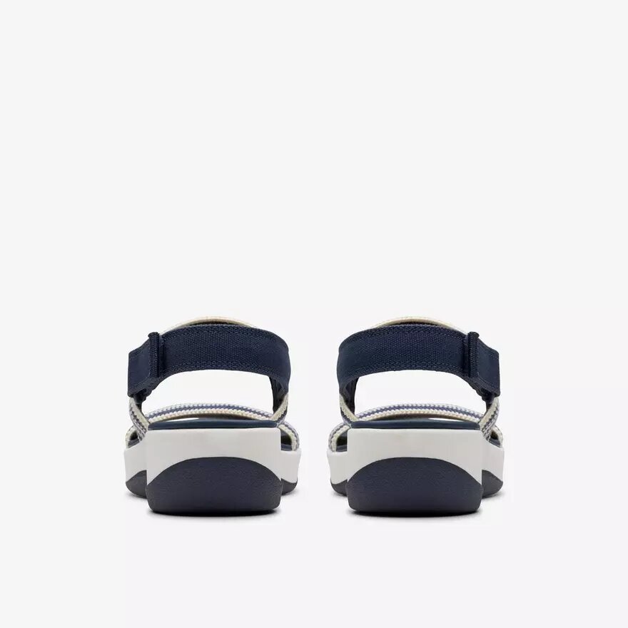 Arla Stroll Damen-Sandalen in Navy und Multicolor aus der Cloudsteppers™-Kollektion Arla Stroll Damen-Sandalen in Navy und Multicolor aus der Cloudsteppers™-Kollektion