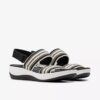 Arla Stroll Damen-Sandalen in Schwarz und Multicolor aus der Cloudsteppers™-Kollektion Arla Stroll Damen-Sandalen in Schwarz und Multicolor aus der Cloudsteppers™-Kollektion