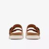 Arwell Step – flache Damensandalen aus hellbraunem Leder Arwell Step – flache Damensandalen aus hellbraunem Leder