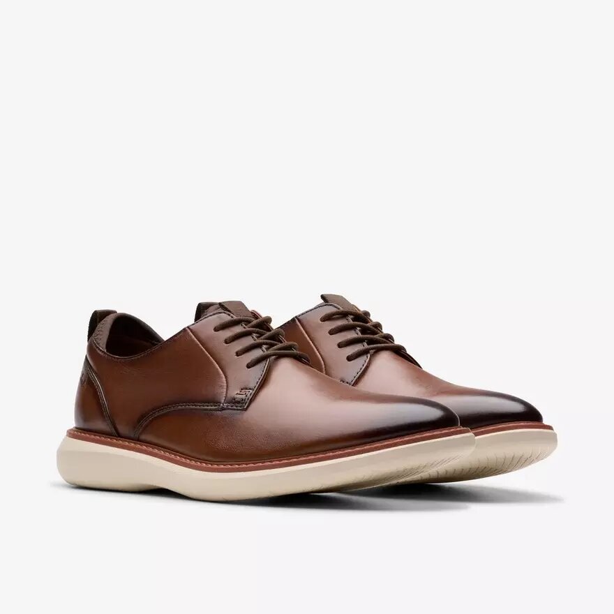 Brantin Plain Herren-Oxford Schuhe aus dunkelbraunem Leder Brantin Plain Herren-Oxford Schuhe aus dunkelbraunem Leder