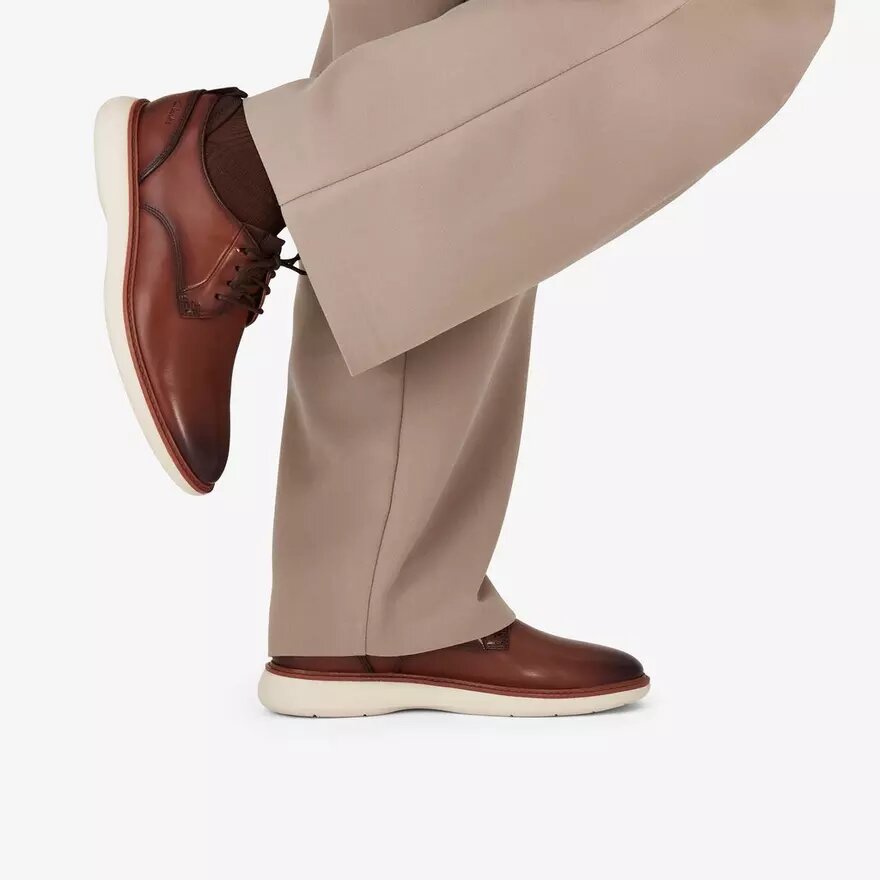Brantin Plain Herren-Oxford Schuhe aus dunkelbraunem Leder Brantin Plain Herren-Oxford Schuhe aus dunkelbraunem Leder