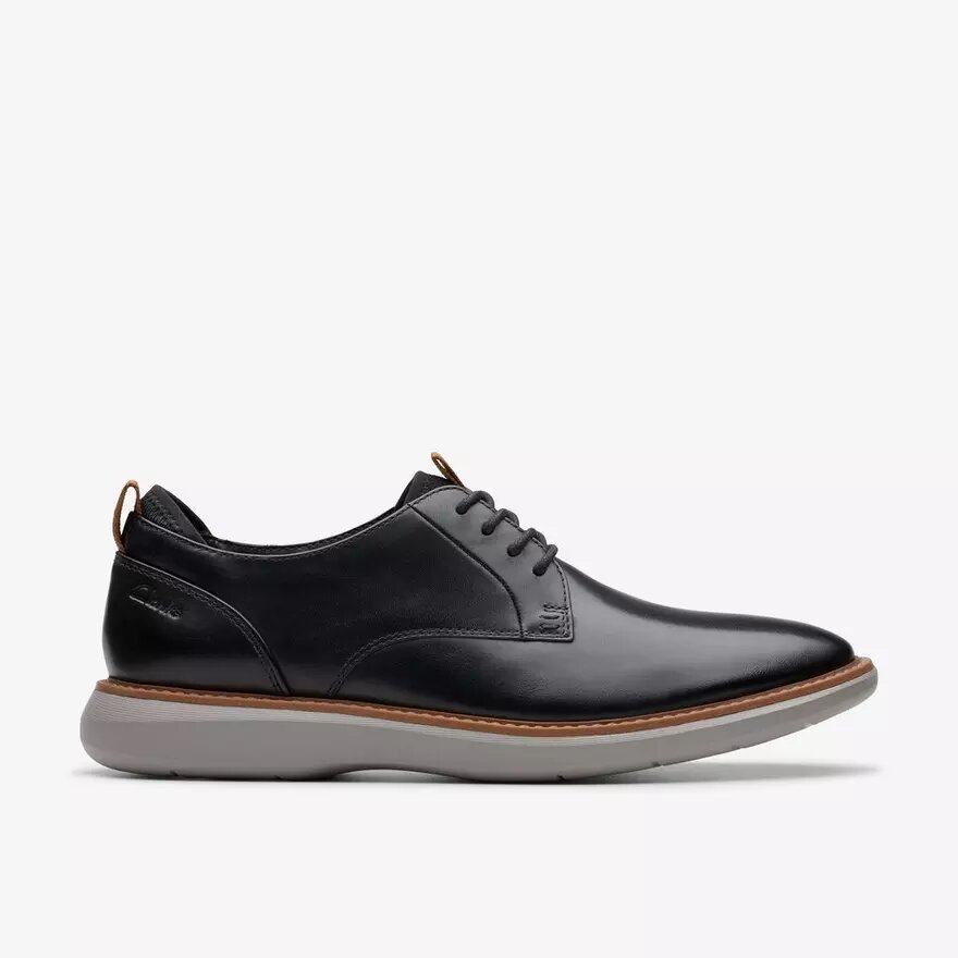 Brantin Plain Herren-Oxford Schuhe aus schwarzem Leder Brantin Plain Herren-Oxford Schuhe aus schwarzem Leder