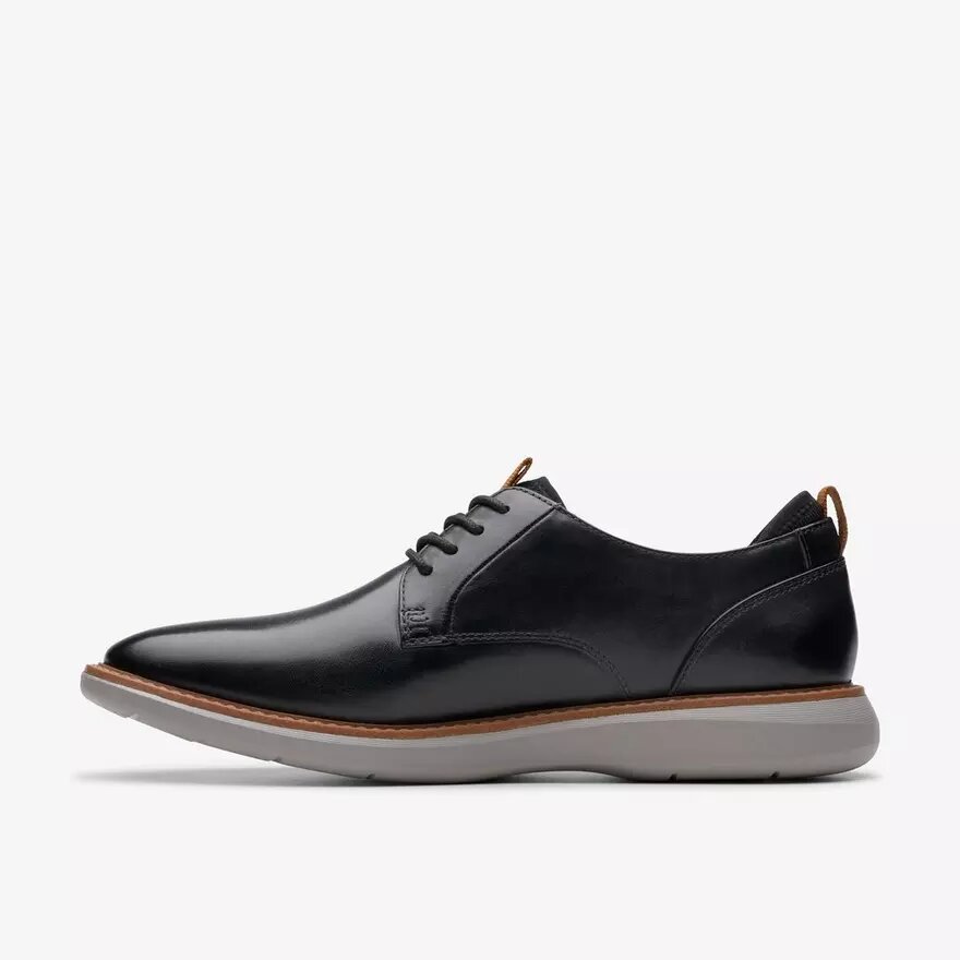Brantin Plain Herren-Oxford Schuhe aus schwarzem Leder Brantin Plain Herren-Oxford Schuhe aus schwarzem Leder