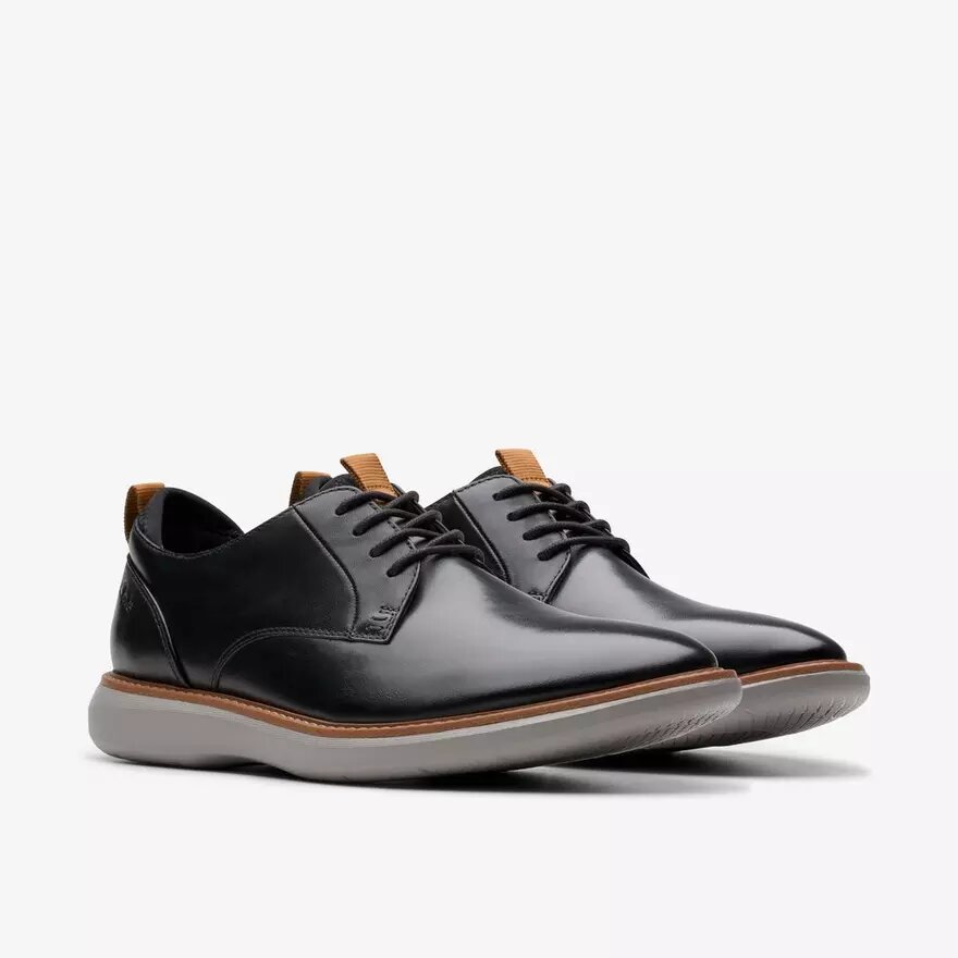 Brantin Plain Herren-Oxford Schuhe aus schwarzem Leder Brantin Plain Herren-Oxford Schuhe aus schwarzem Leder