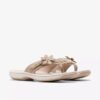 Breeze Opal Sand Cloudsteppers™ Flip-Flops für Damen Breeze Opal Sand Cloudsteppers™ Flip-Flops für Damen