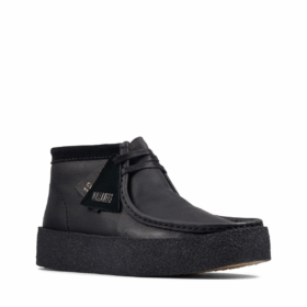 Clarks x Vandy The Pink Skeleton Wallabee V2 Lackleder „Schwarz“ 26163169