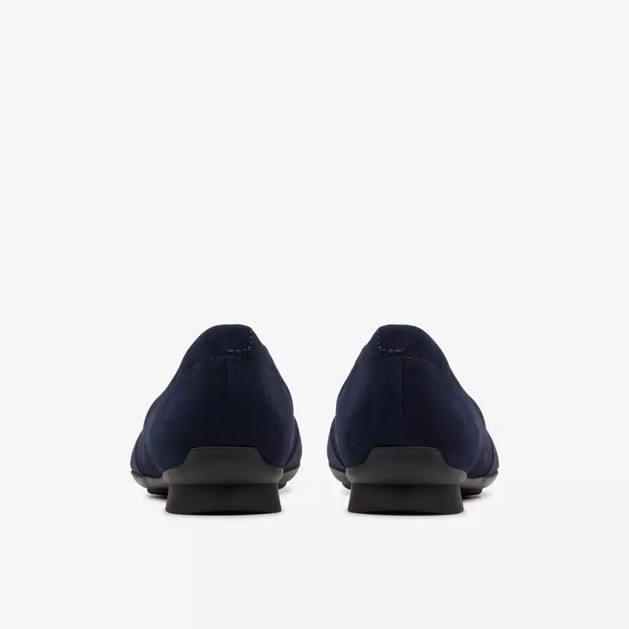 Damen-Ballerinas „Jazmynn Gem“ aus marineblauem Wildleder Damen-Ballerinas „Jazmynn Gem“ aus marineblauem Wildleder