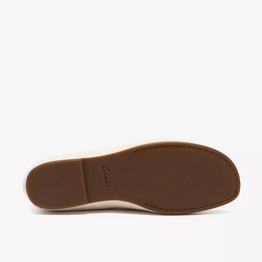 Damen-Ballerinas „Livia Lily“ aus cremefarbenem Leder Damen-Ballerinas „Livia Lily“ aus cremefarbenem Leder