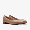 Damen-Ballerinas „Natalyn Wish“ aus warmem, beigem Leder Damen-Ballerinas „Natalyn Wish“ aus warmem, beigem Leder