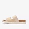 Damen-Flache Sandalen „Arwell Step“ aus cremefarbenem Leder Damen-Flache Sandalen „Arwell Step“ aus cremefarbenem Leder