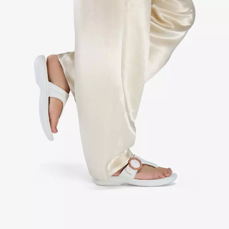 Damen-Flip-Flops „Breeze Cove“ in Off-White Damen-Flip-Flops „Breeze Cove“ in Off-White