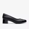 Damen-Pumps „Iridessa May“ aus schwarzem Leder Damen-Pumps „Iridessa May“ aus schwarzem Leder