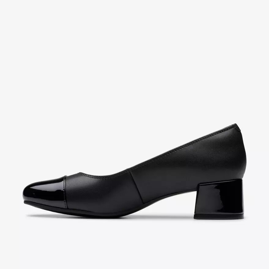 Damen-Pumps „Iridessa May“ aus schwarzem Leder Damen-Pumps „Iridessa May“ aus schwarzem Leder
