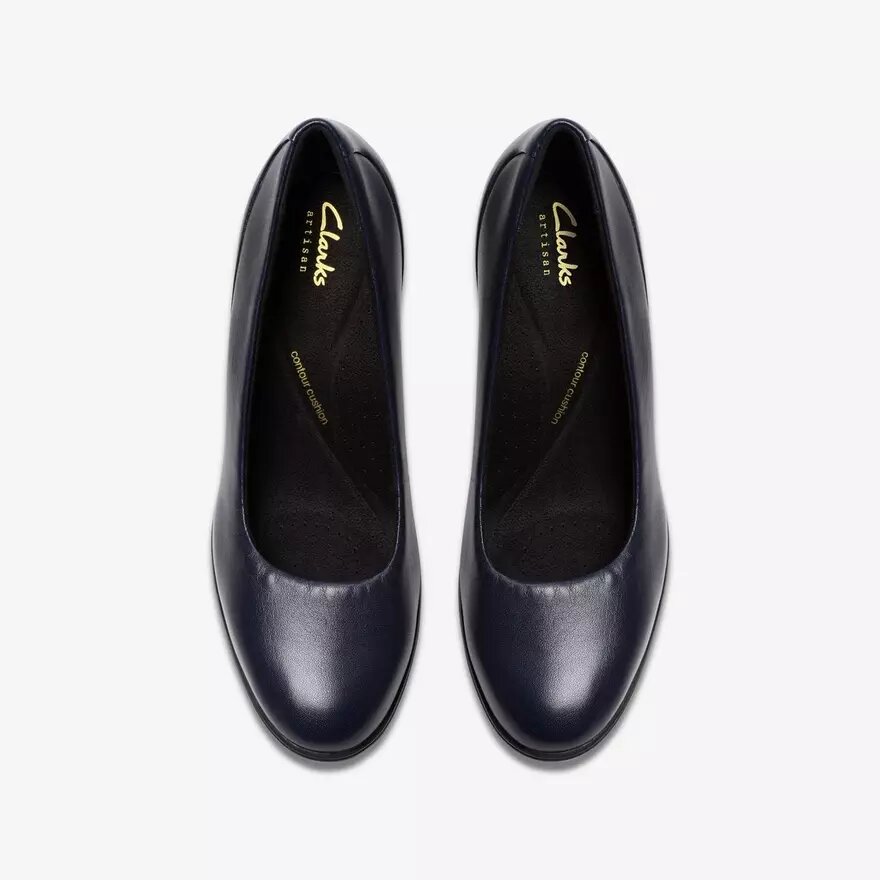 Damen-Pumps „Shaya Poppy“ aus marineblauem Leder Damen-Pumps „Shaya Poppy“ aus marineblauem Leder