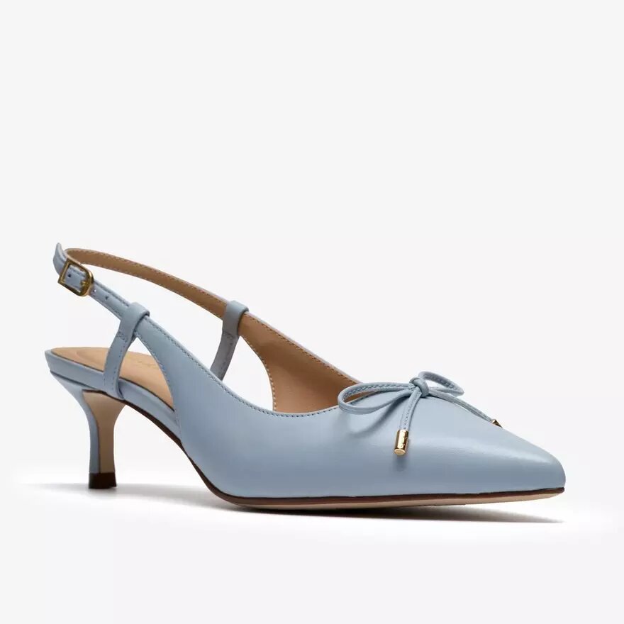 Damen-Pumps „Zarey Bow“ aus hellblauem Leder Damen-Pumps „Zarey Bow“ aus hellblauem Leder