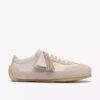 Damen-Schnürschuhe „Tor Low“ aus cremefarbenem Wildleder Damen-Schnürschuhe „Tor Low“ aus cremefarbenem Wildleder