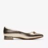 Damen-Slip-Ons „Natalyn Trim“ in Gold-Metallic | Clark Damen-Slip-Ons „Natalyn Trim“ in Gold-Metallic | Clark