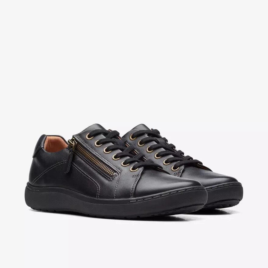 Damen-Sneaker „Nalle Lace“ in Schwarz/Schwarz (US-Größen) Damen-Sneaker „Nalle Lace“ in Schwarz/Schwarz (US-Größen)