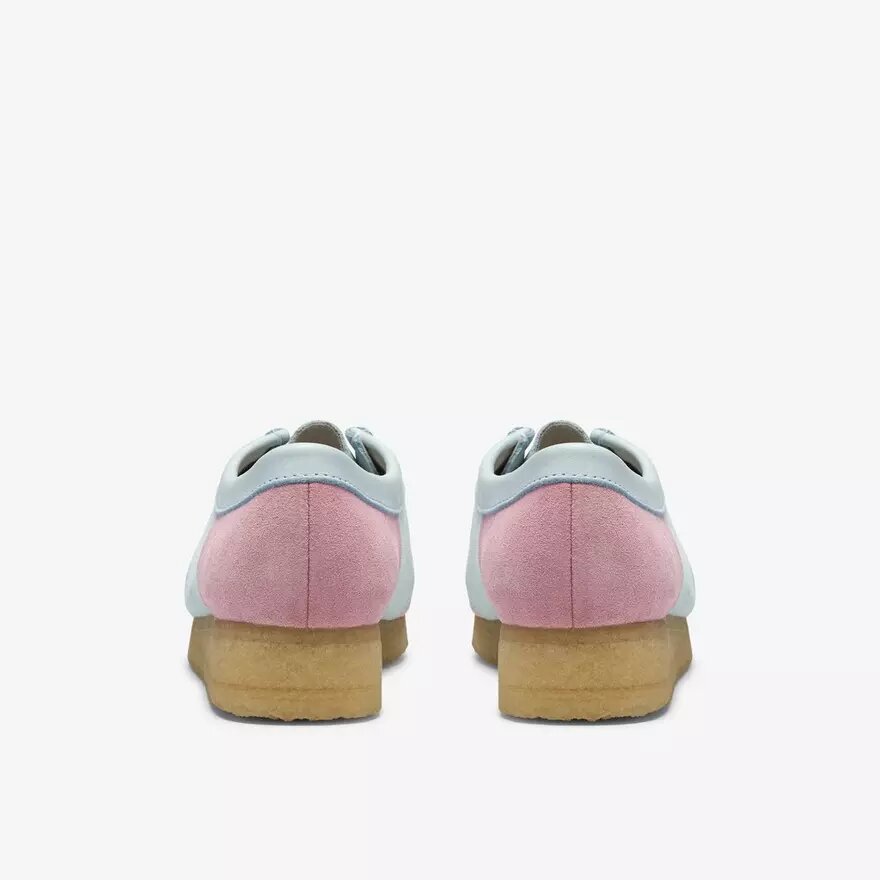 Damen-Wallabee in Hellblau-Rosa-Streifen Damen-Wallabee in Hellblau-Rosa-Streifen