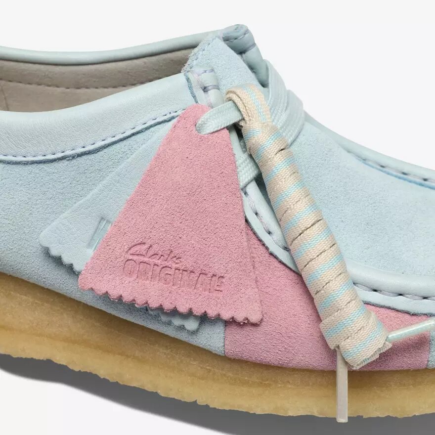 Damen-Wallabee in Hellblau-Rosa-Streifen Damen-Wallabee in Hellblau-Rosa-Streifen