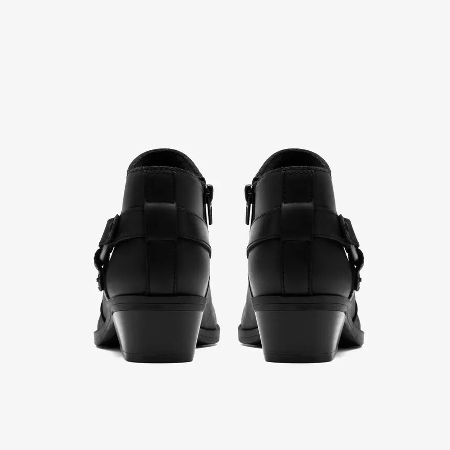 Danyelle Gema Stiefeletten für Damen aus schwarzem, geöltem Leder Danyelle Gema Stiefeletten für Damen aus schwarzem, geöltem Leder