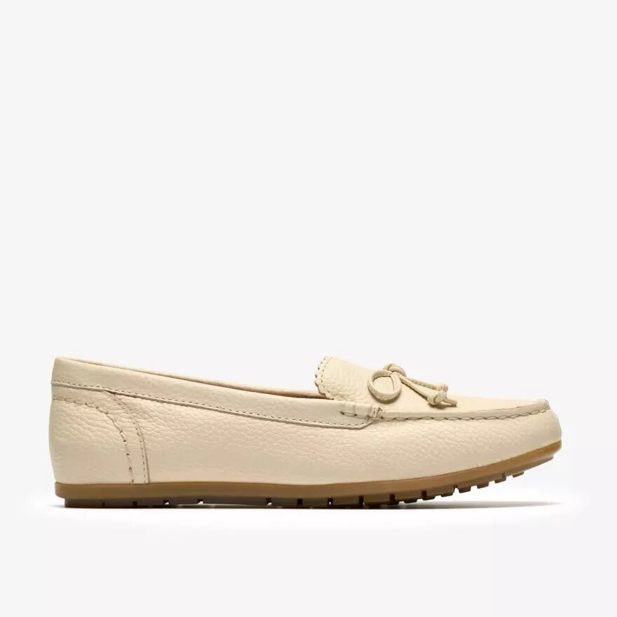 Elliotte Sail Mokassins für Damen aus cremefarbenem Leder Elliotte Sail Mokassins für Damen aus cremefarbenem Leder