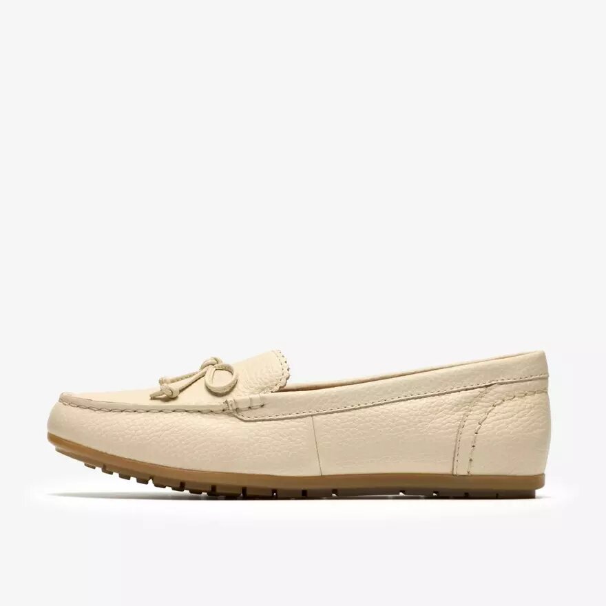 Elliotte Sail Mokassins für Damen aus cremefarbenem Leder Elliotte Sail Mokassins für Damen aus cremefarbenem Leder