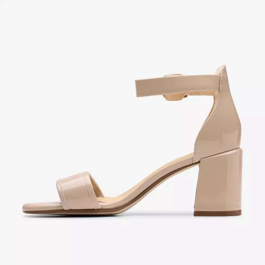 Ezoria Mae Sandalen mit Absatz aus Lackleder für Damen Ezoria Mae Sandalen mit Absatz aus Lackleder für Damen