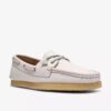Godney Boat Damenschuhe aus weißem genarbtem Leder Godney Boat Damenschuhe aus weißem genarbtem Leder