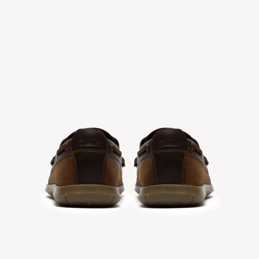 Herren-Bootsschuh „Flexway 2Eye“ aus braunem Nubukleder Herren-Bootsschuh „Flexway 2Eye“ aus braunem Nubukleder