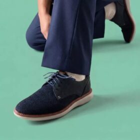 Herren-Derby-Schuh „Brantin Plain“ in Marineblau mit Strickobermaterial