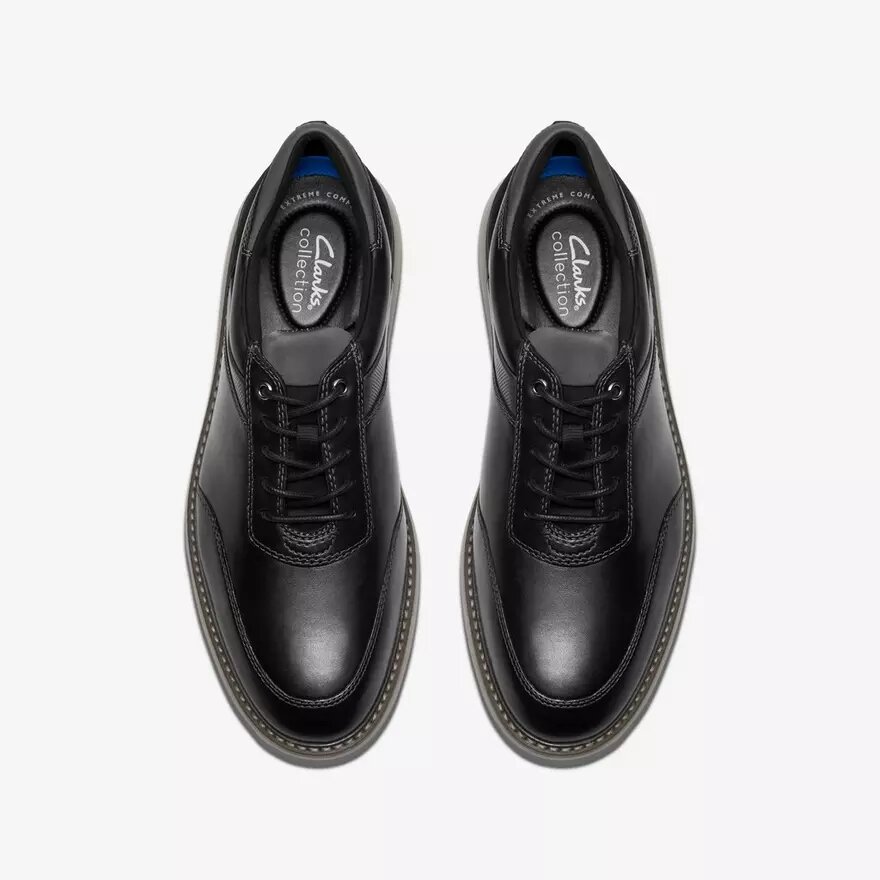 Herren-Oxford Schuhe im Brantin-Stil aus schwarzem Leder Herren-Oxford Schuhe im Brantin-Stil aus schwarzem Leder