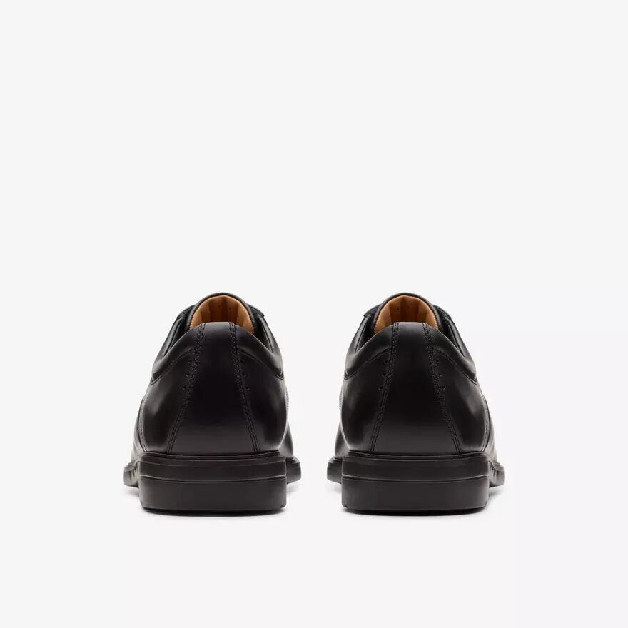 Herren-Oxford Schuhe „Un Kendric Way“ aus schwarzem Leder | clarks Herren-Oxford Schuhe „Un Kendric Way“ aus schwarzem Leder | clarks
