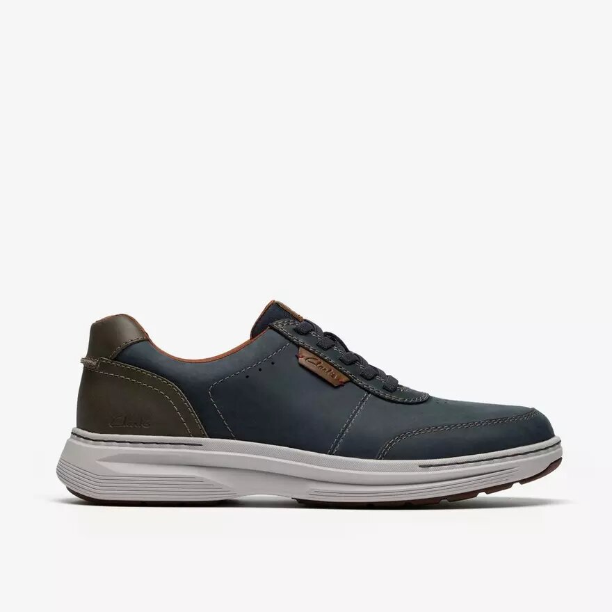 Herren-Schuhe „Craftwell“ aus marineblauem Leder Herren-Schuhe „Craftwell“ aus marineblauem Leder