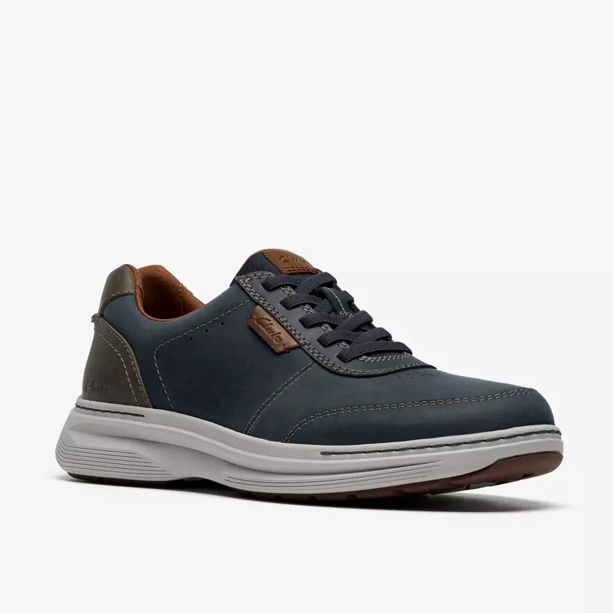 Herren-Schuhe „Craftwell“ aus marineblauem Leder Herren-Schuhe „Craftwell“ aus marineblauem Leder