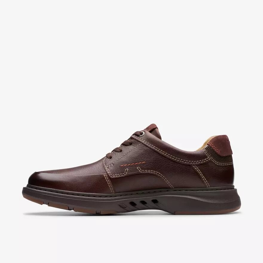 Herren-Schuhe „Un Briley“ aus mahagonifarbenem Leder | clarks Herren-Schuhe „Un Briley“ aus mahagonifarbenem Leder | clarks