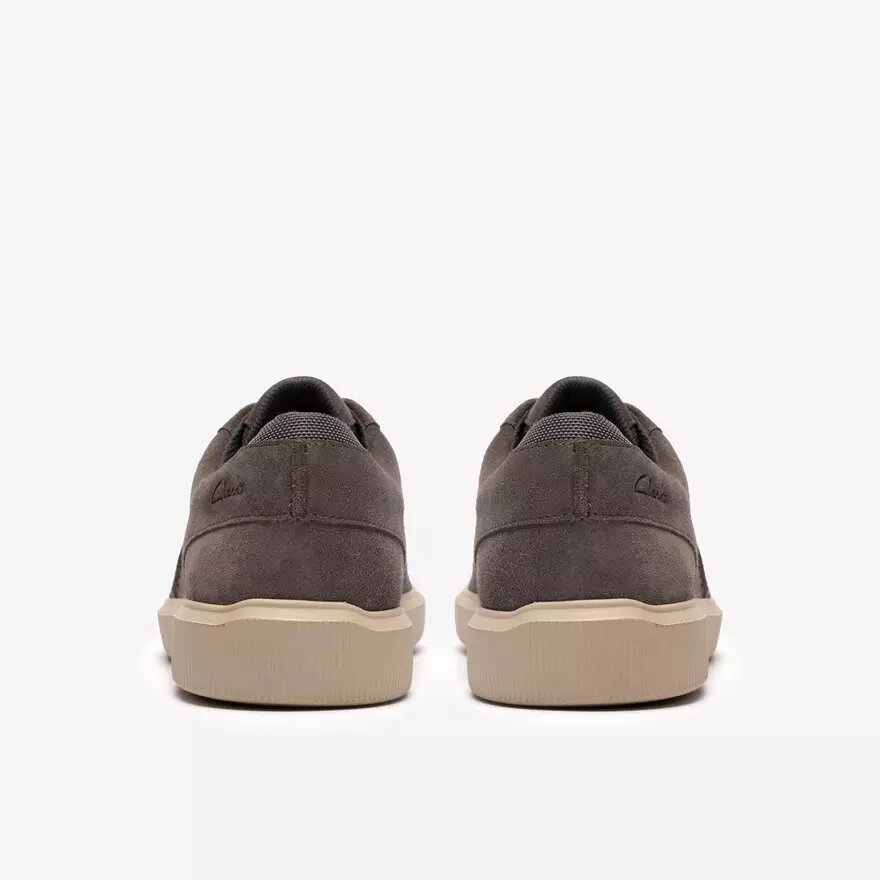 Herren-Sneaker „Brodin Seam“ aus grauem Wildleder Herren-Sneaker „Brodin Seam“ aus grauem Wildleder
