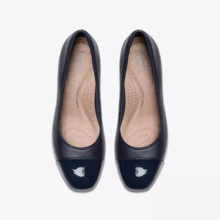 Iridessa May Damen-Pumps aus marineblauem Leder Iridessa May Damen-Pumps aus marineblauem Leder