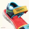 Kinder-Flache Sandalen „Surfing Ace“ mit marineblauem Print Kinder-Flache Sandalen „Surfing Ace“ mit marineblauem Print