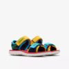 Kinder-Flache Sandalen „Surfing Ace“ mit marineblauem Print Kinder-Flache Sandalen „Surfing Ace“ mit marineblauem Print