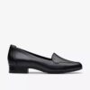 Krystine Lily Slip-Ons aus schwarzem Leder für Damen Krystine Lily Slip-Ons aus schwarzem Leder für Damen