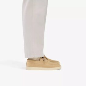 Lockford Bootsschuhe aus dunkelsandfarbenem Wildleder