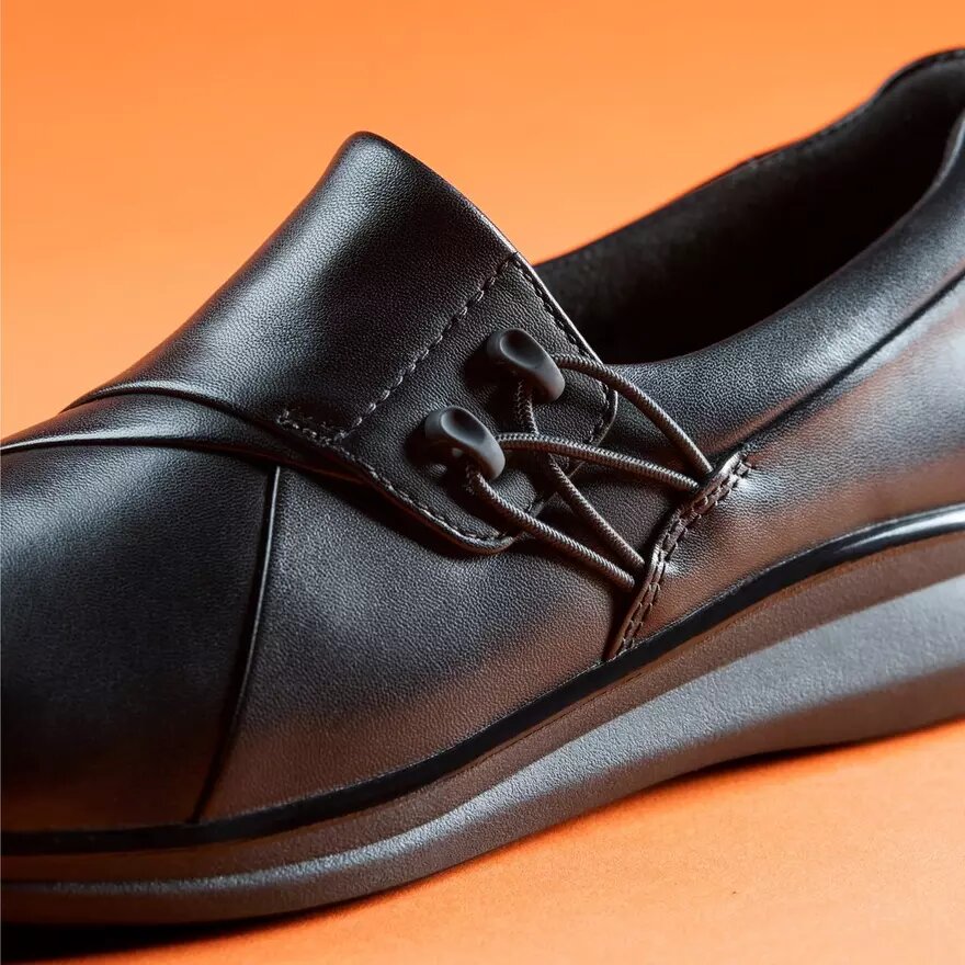 Lynell Slip – Schwarze Leder-Slip-Ons für Damen Lynell Slip – Schwarze Leder-Slip-Ons für Damen