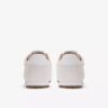 Moritz Lo2 Sneaker für Damen aus cremefarbenem Wildleder Moritz Lo2 Sneaker für Damen aus cremefarbenem Wildleder