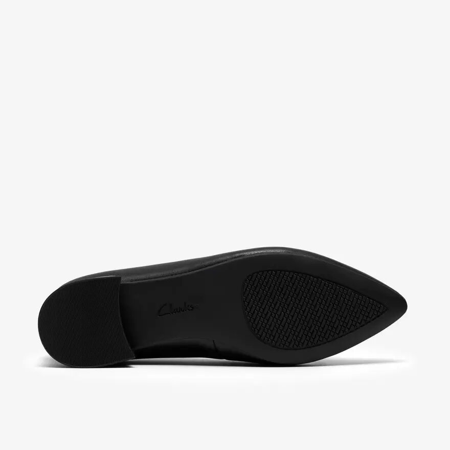 Natalyn Trim Slip-Ons aus schwarzem Leder für Damen Natalyn Trim Slip-Ons aus schwarzem Leder für Damen