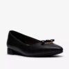 Natalyn Trim Slip-Ons aus schwarzem Leder für Damen Natalyn Trim Slip-Ons aus schwarzem Leder für Damen