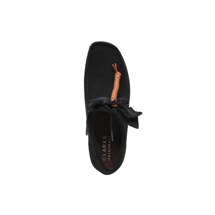 Wallabee™ Herrenschuhe aus schwarzem Wildleder Wallabee™ Herrenschuhe aus schwarzem Wildleder